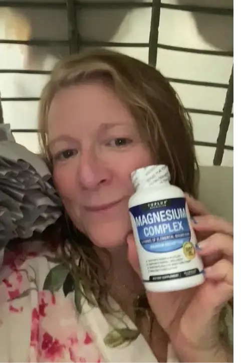 Linda R., 46